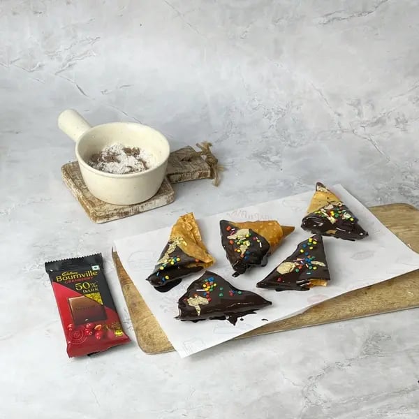 Bournville Chocolate Samosa - Garn