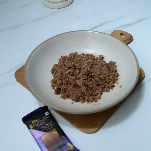 Bournville Chocolate Snowball - Mix everything