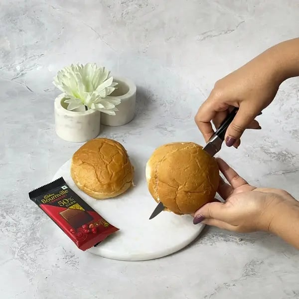 Bournville Cream Bun - Slitting Bun Tops