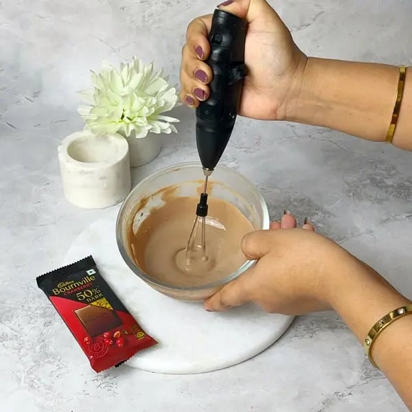 Bournville Cream Bun - Beating Chilled Mixture