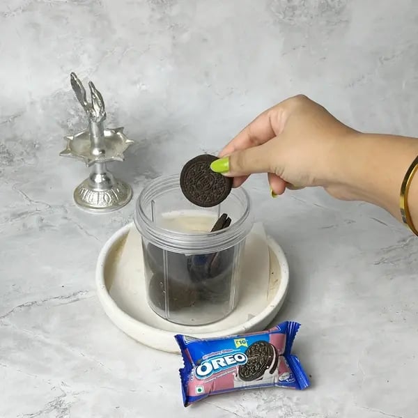 Bournville Dipped Oreo Modak - Blended Biscuit Powder