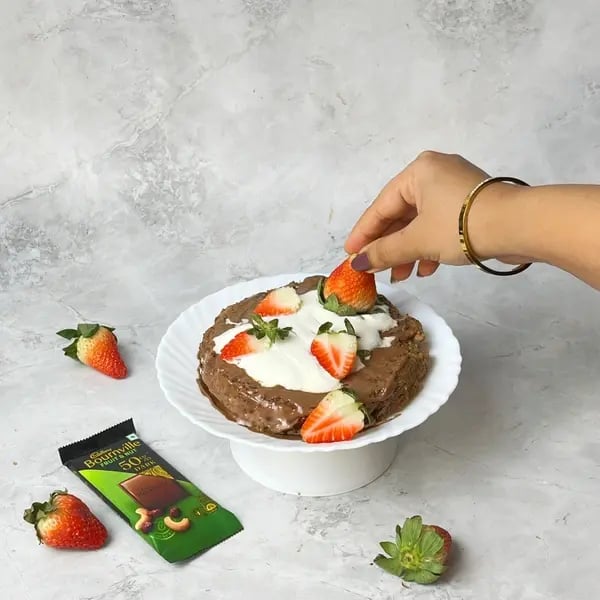 Bournville Fudgy Chocolate Steamed Cake With Strawberry - Steaming Cake Pan