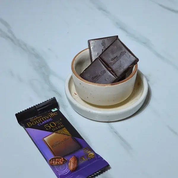 Bournville Korean Chocopie - Melt Bournville chocolate