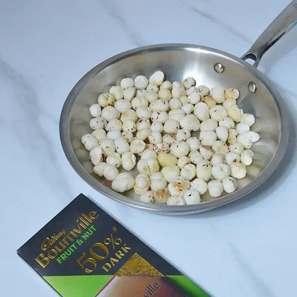 Bournville Makhana Chikki - Shallow Fry Makhana