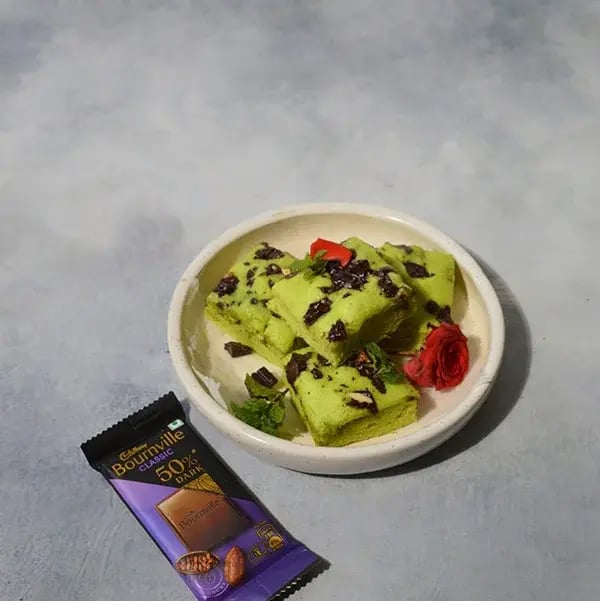 Bournville Mint Chocolate Cookie Bar - Cookie bars cool