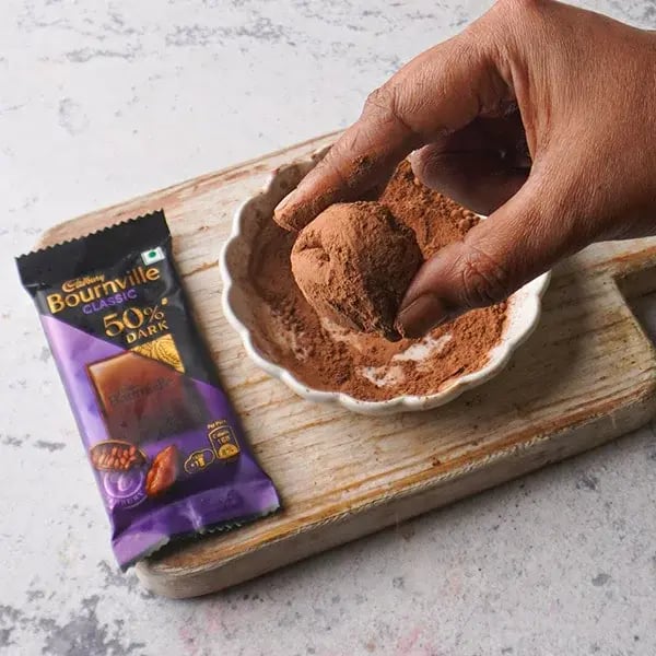 Bournville Mint Truffle - Roll it in cocoa powder
