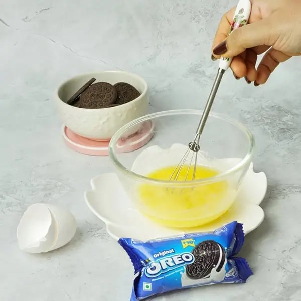 Bournville Oreo crumble cookies-Add the ground Oreo biscuit powder