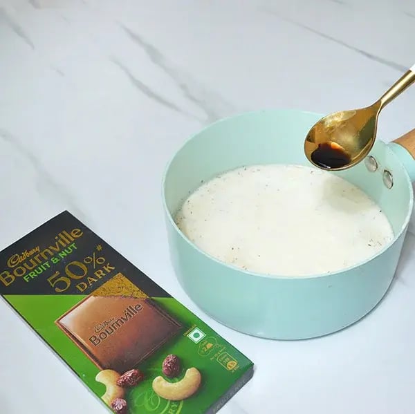 Bournville Panna Cotta - Add Vanilla Essence