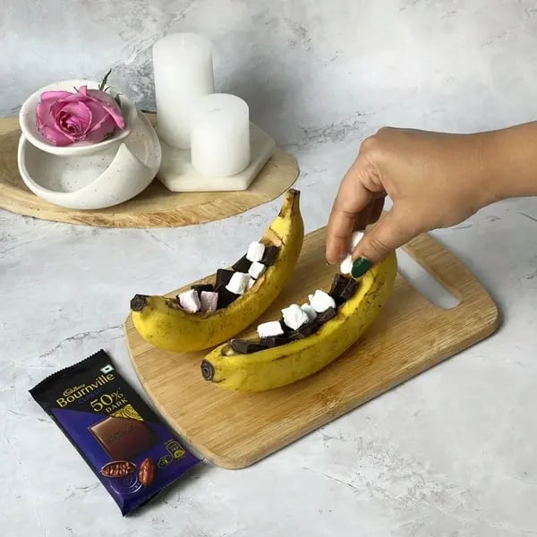 Bournville Peanut Butter Banana Boat - Marshmallows Stuffed In Banana