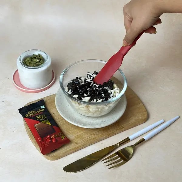Bournville Puffed Rice Bites - Folding Puffed Rice