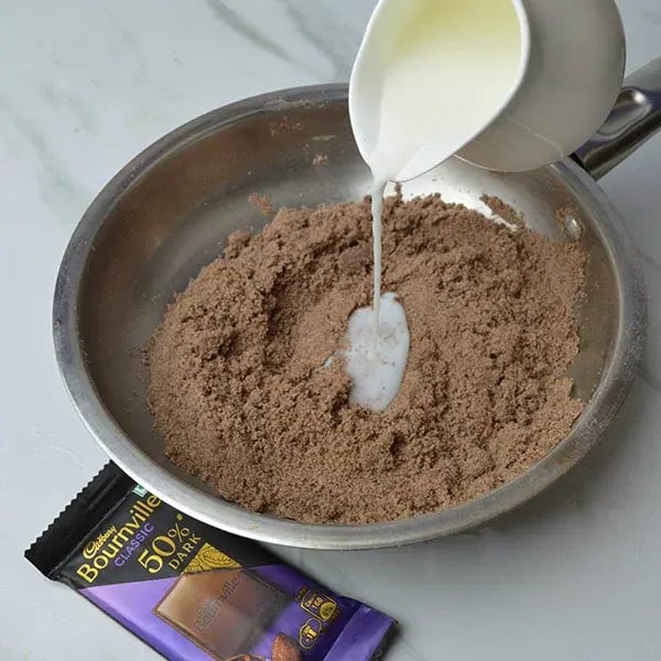 Bournville Ragi Laddoo - Add milk