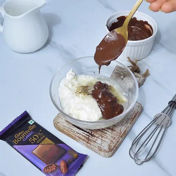 Bournville Shrikhand Chia Pudding - Add melted chocolate with hung card