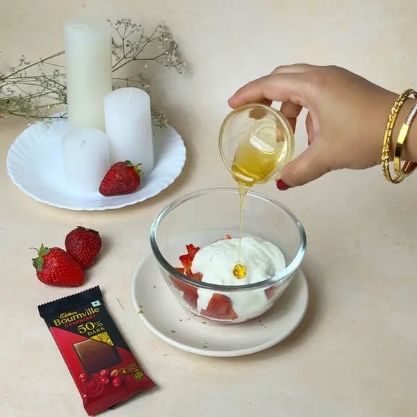 Bournville Strawberry Dome - Adding Honey