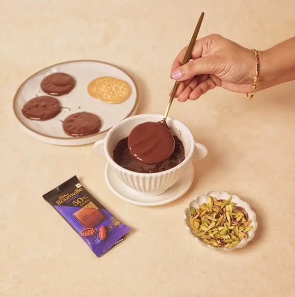 Cadbury Bournville and Pistachio Discs-Line a plate or tray with parchment pape