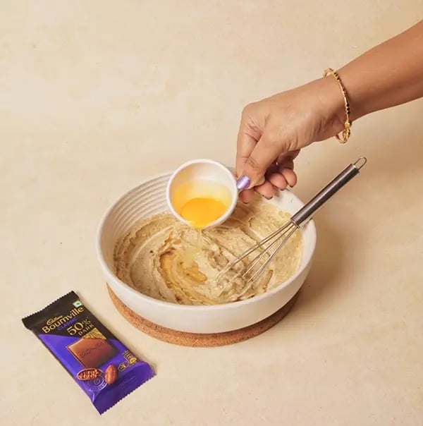 Cadbury Bournville Cereal Cookies-Crack in the eggs