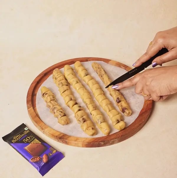 Cadbury Bournville Cereal Cookies-Divide the dough into equal-sized portions