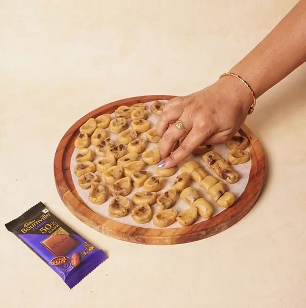 Cadbury Bournville Cereal Cookies-Using your fingers or the back of a spoon