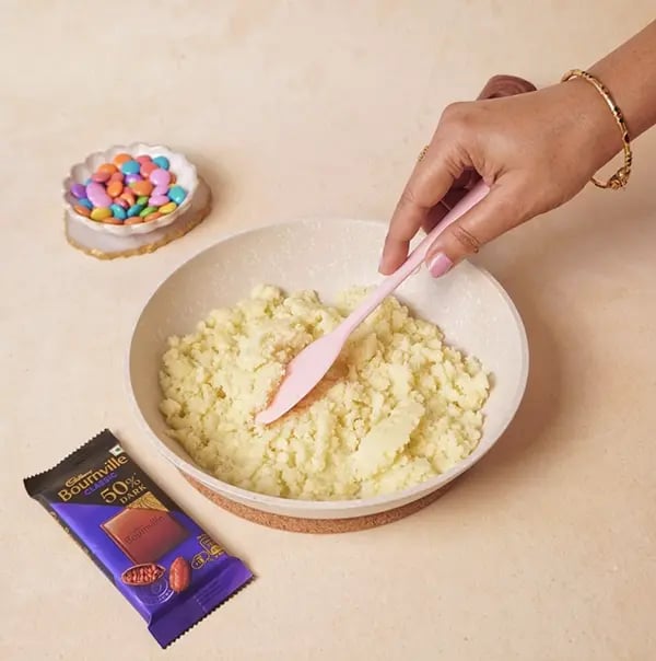 Cadbury Bournville Flower Sondesh with Gems-Place a non-stick frying pan