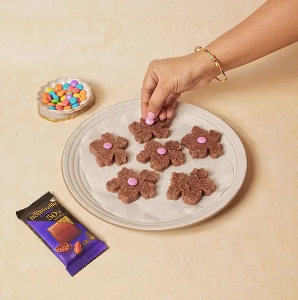 Cadbury Bournville Flower Sondesh with Gems-Place a Cadbury Gems candy