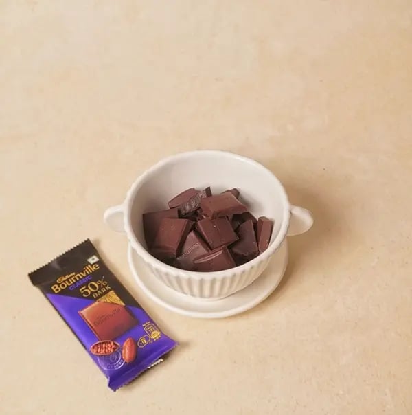 Cadbury Bournville Mango Pops-Break Cadbury Bournville Chocolate