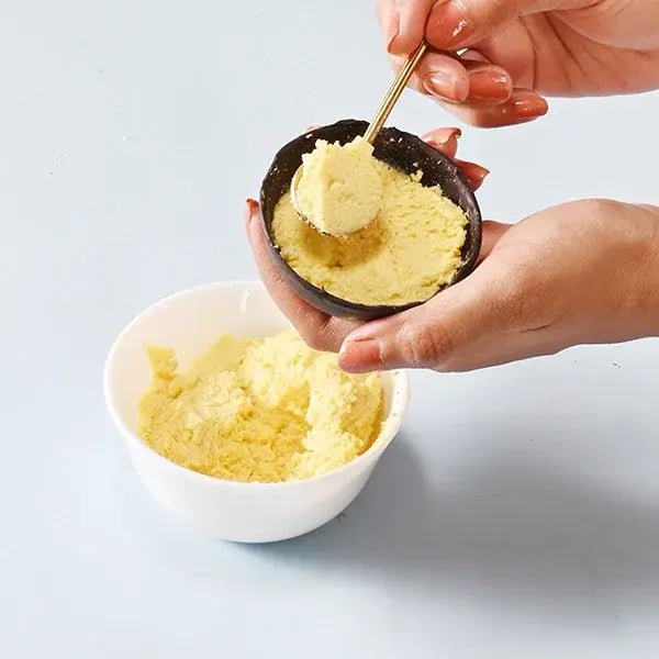 Cadbury Sandesh - Scoop out Sandesh