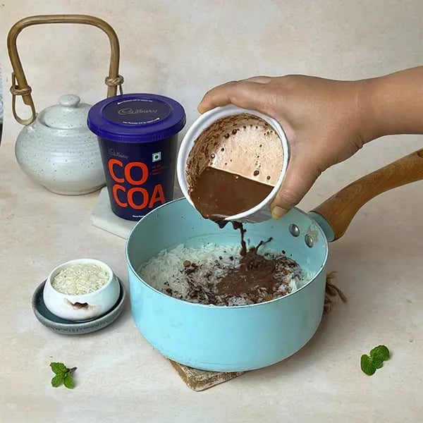 Champorado(Cocoa Rice Pudding)-Pour the cocoa mixture