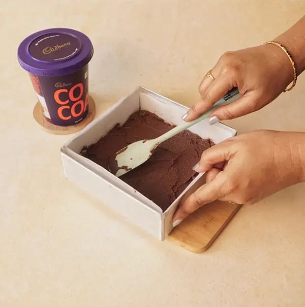 Cheesecake Brownie-Transfer the majority of the brownie