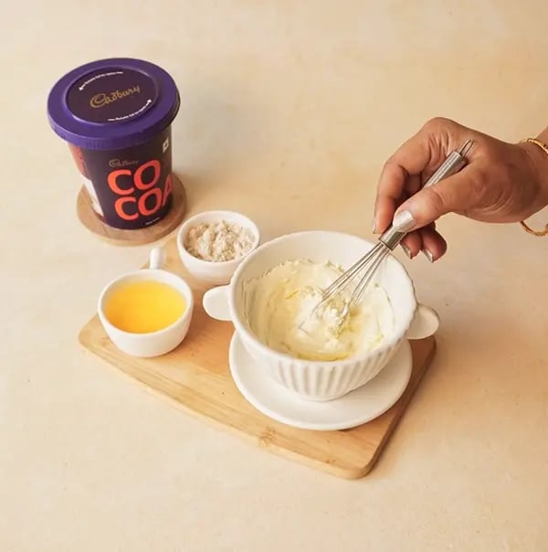 Cheesecake Brownie-In a separate clean bowl