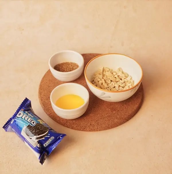 Cherry Pie with Oreo Crust and Cashew Topping-Preparing the Cashew topping