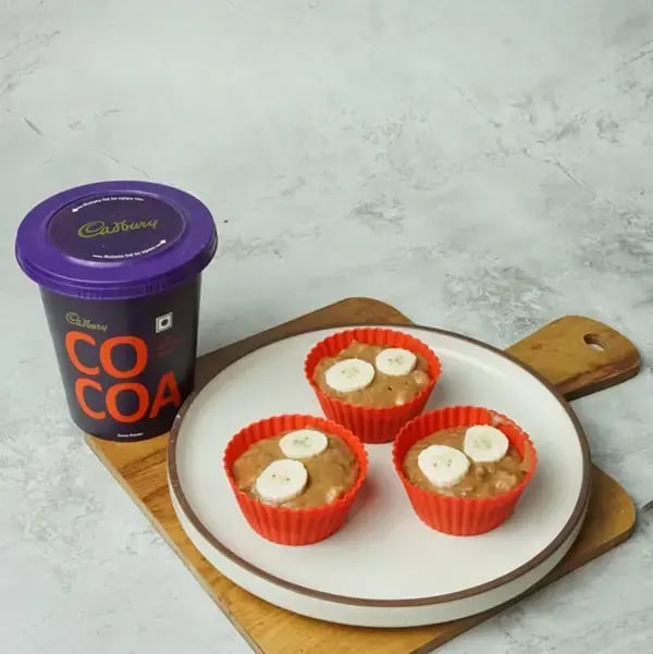Choco Banana Cardamom Cupcake - Decorate with a few banana slices