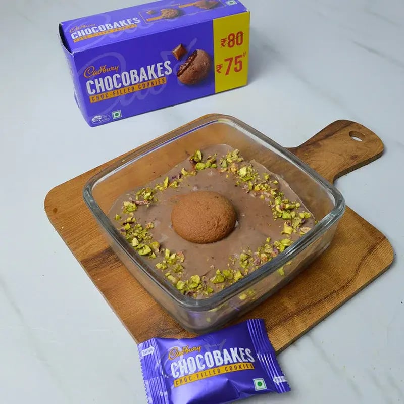 Chocoakes Pudding with Cunchy Pistachio Recipe