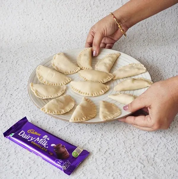 Chocolate Baked Gujiya With Dry Fruits &amp; Coconut - Air fry