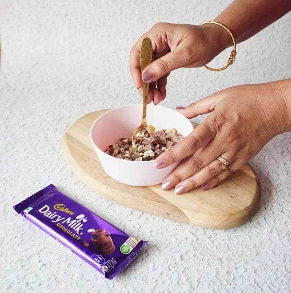 Chocolate Baked Gujiya With Dry Fruits &amp; Coconut - Mix everything