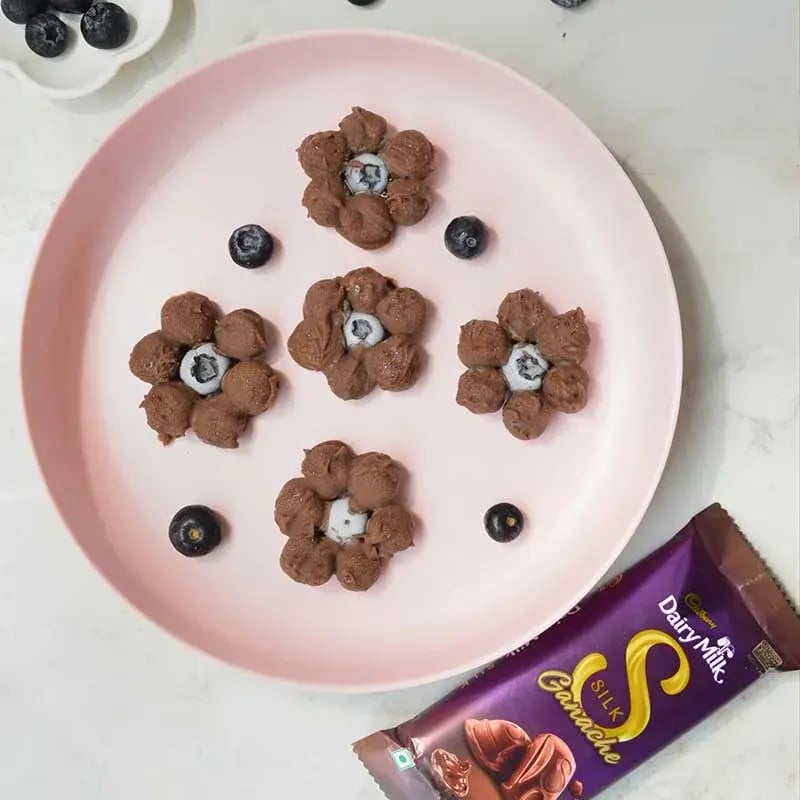 Chocolate Floal Blueey Recipe