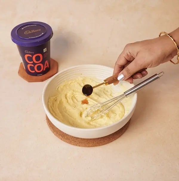 Chocolate Flower Cookies-Add the vanilla extract