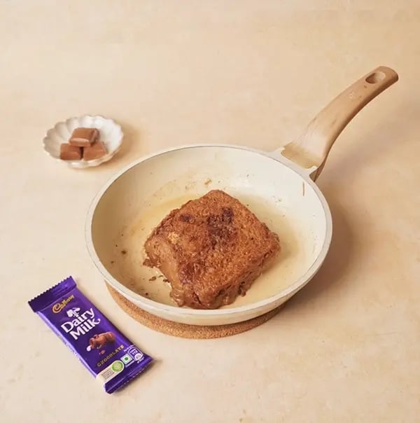 Chocolate French Toast with Cadbury Dairy Milk-Fry from both the sides