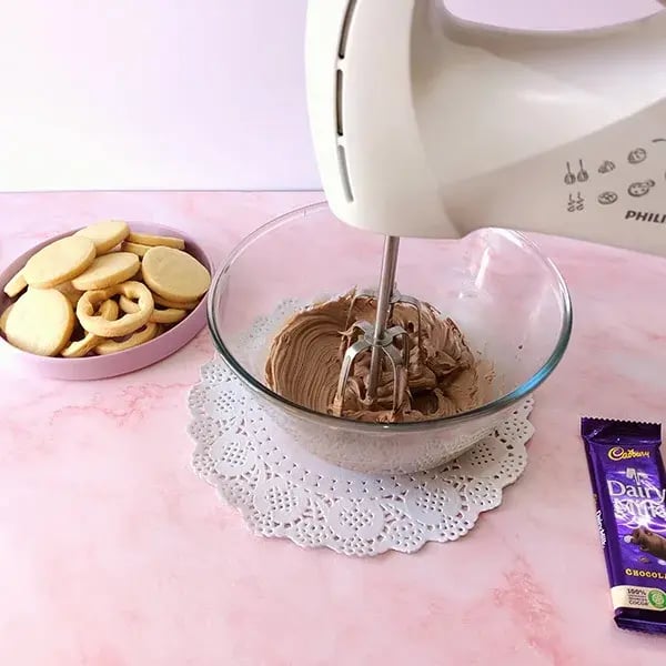 Chocolate Ganache-Filled Cookies - Whip the ganache