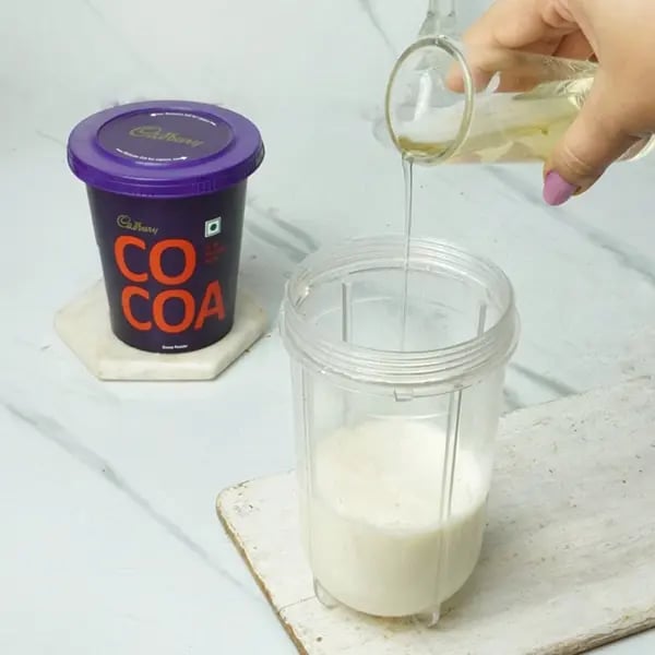 Chocolate Martini Mocktail - Ensure that the milk is at room temperature