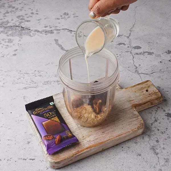 Chocolate Oats Fruit Cup - Add milk