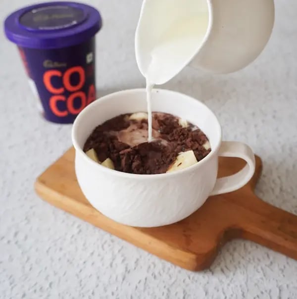 Chocolate Oats Milkshake-Now add milk and blend it until smooth