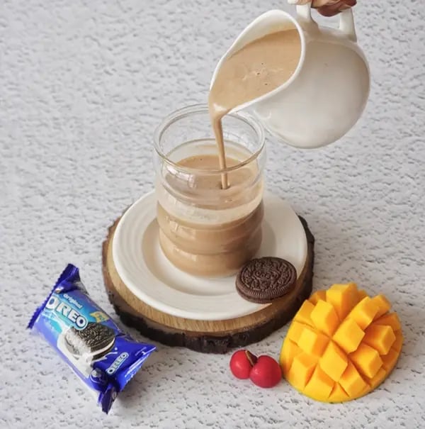 Chocolate Oreo Fruit Smoothie - Pour into a glass or bowl
