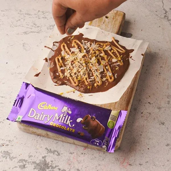 Chocolate Peanut Butter Bark - Sprinkle some chopped cashew
