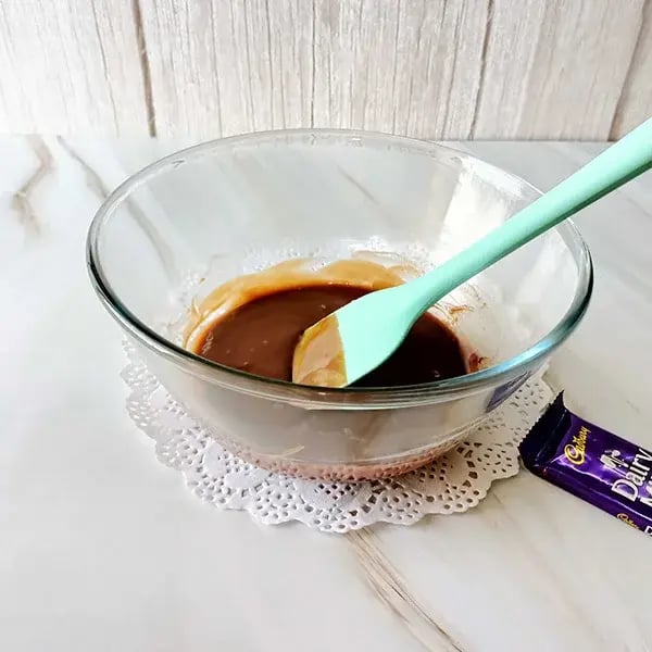 Chocolate Walnut Mousse - Melt the chocolate