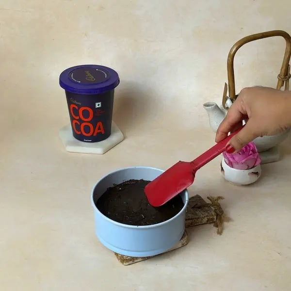 Cocoa Bournville Chocolate Nobake Biscuit Cake - Cake In Tin