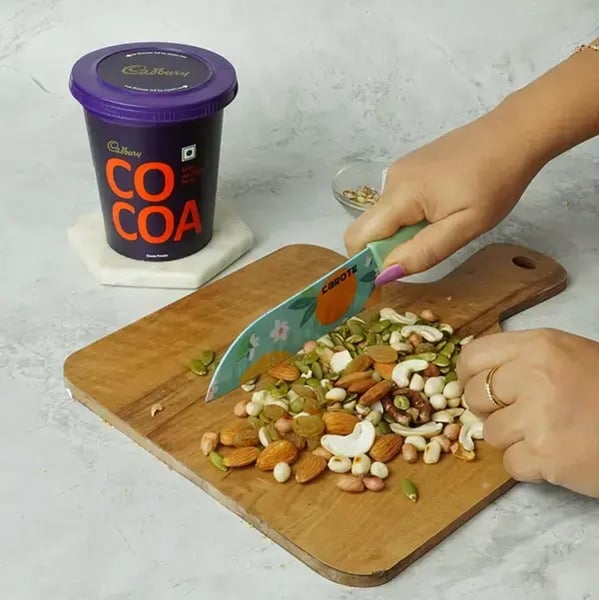 Cocoa Dry Fruit Laddoos Recipe - Blending Jar With Dry Fruits