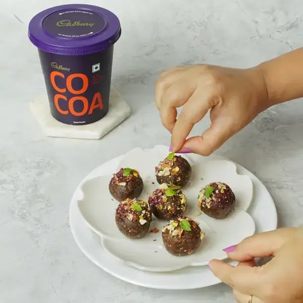 Cocoa Dry Fruit Laddoos - Sprinkle of rose petal powder