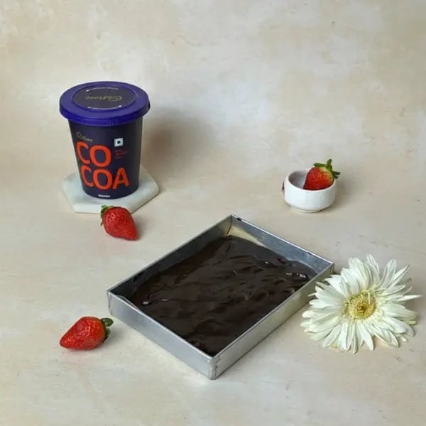 Cocoa Flourless No Bake Berry Brownie - Freezing Brownie Container