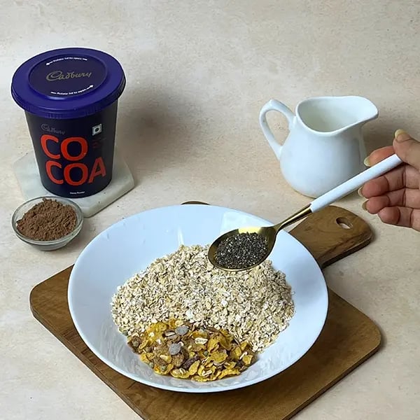 Cocoa Granola Overnight Oats- Combine oats granola