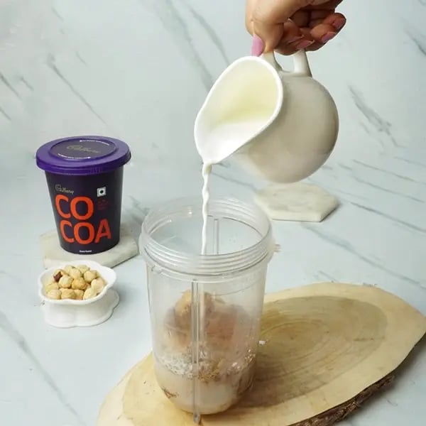 Cocoa Hazelnut Chilled Drink - Ensure that the milk is at room temperature