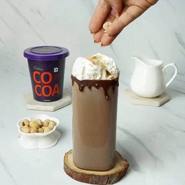 Cocoa Hazelnut Chilled Drink - Pour the drink into a serving glass